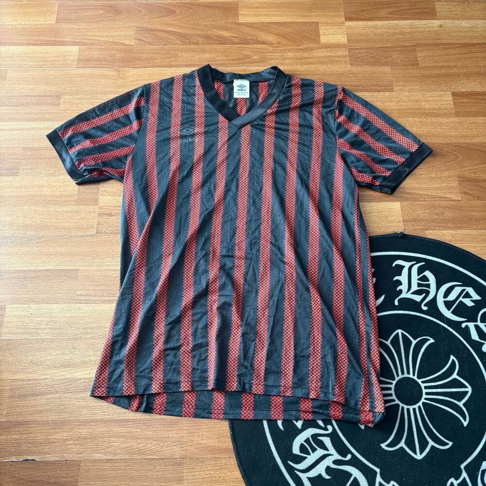 Umbro Striped Jersey V-Neck 90s